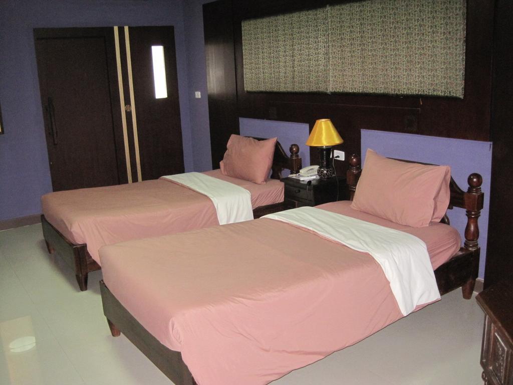 The Wing Design Hotel Бангкок Номер фото