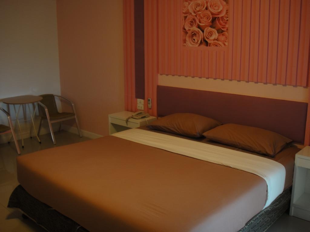 The Wing Design Hotel Бангкок Номер фото