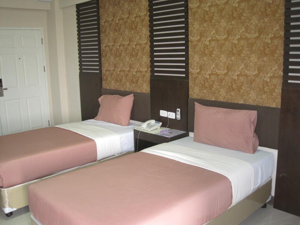 The Wing Design Hotel Бангкок Номер фото