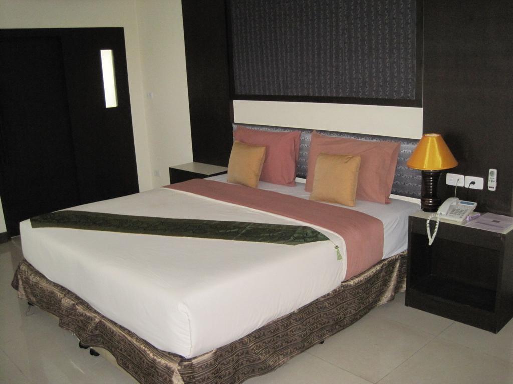 The Wing Design Hotel Бангкок Номер фото
